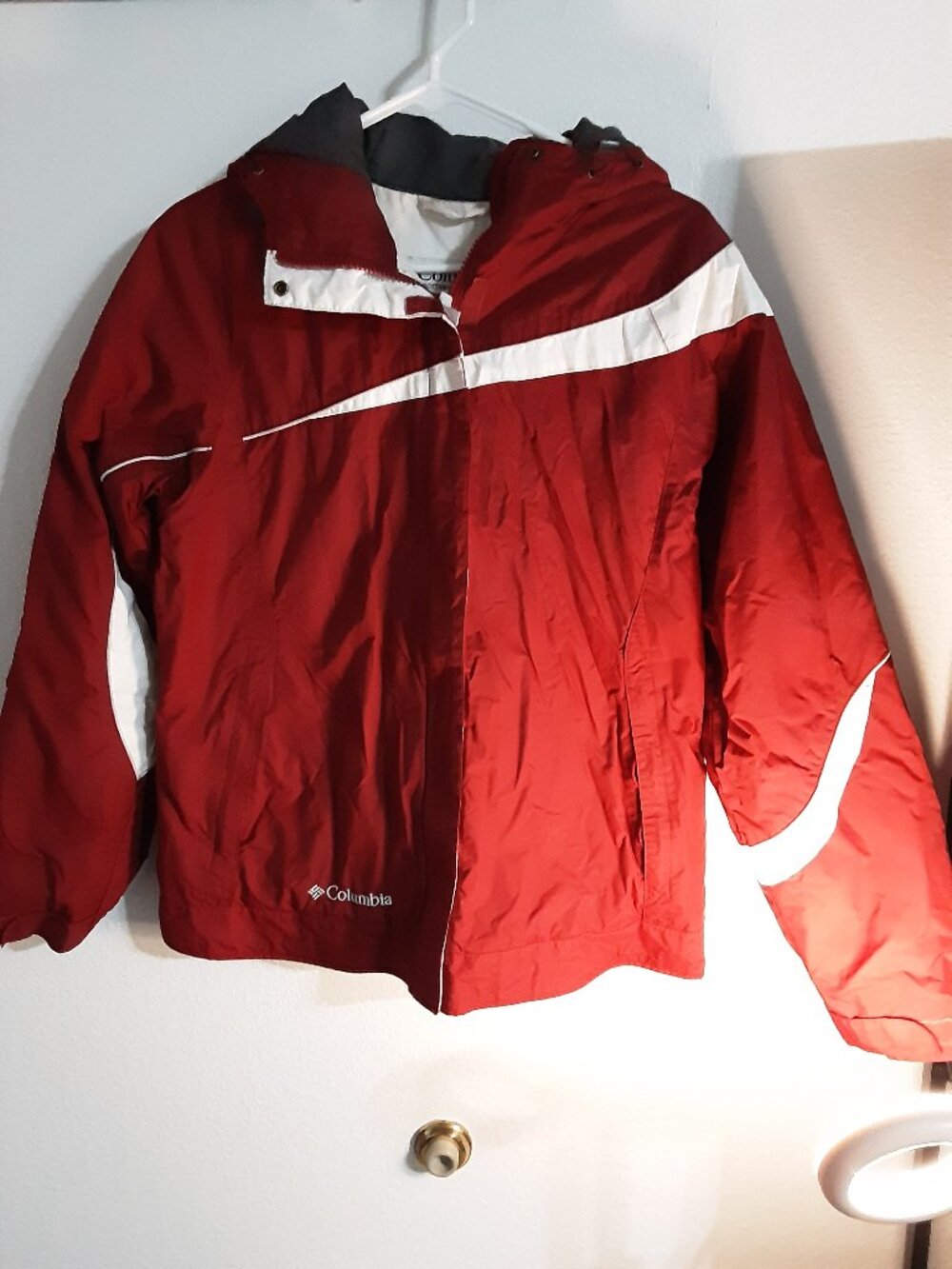 Columbia Women's M Red White Hooded Ski Jacket Water Resistant XL5916